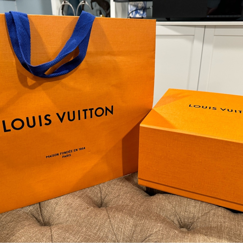 Louis Vuitton Gift Box and Shopping bag, along with ribbon and notecard holder.